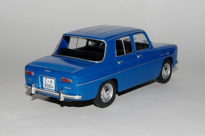 2 renault 8 ts arr