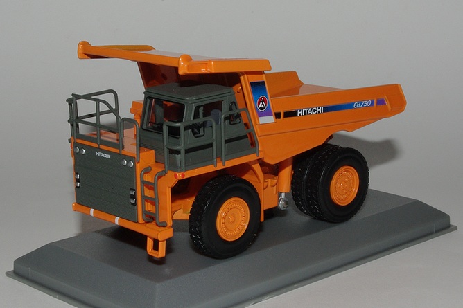 23 hitachi eh 750 dumper