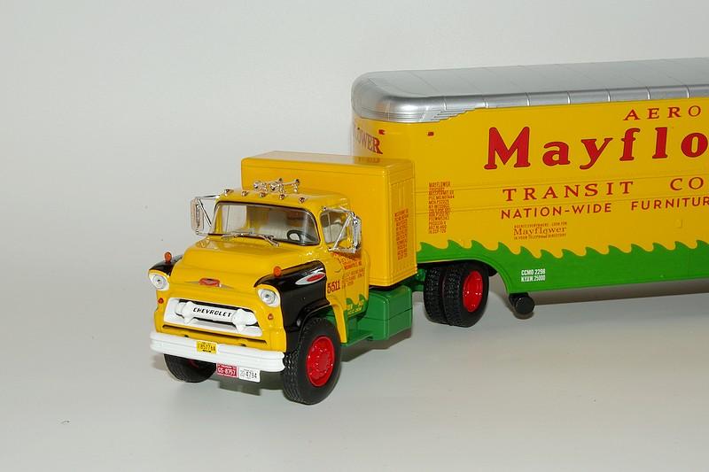 28 chevrolet 9100 lcf 1956 aero mayflower 1