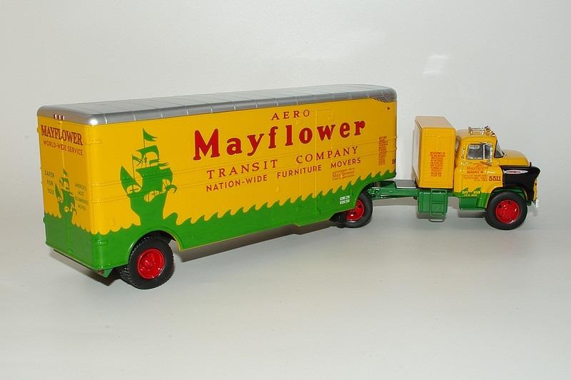 28 chevrolet 9100 lcf 1956 aero mayflower 3