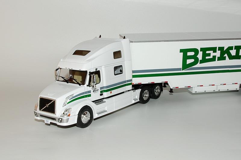37 volvo vnl 730 2010 bekins 1