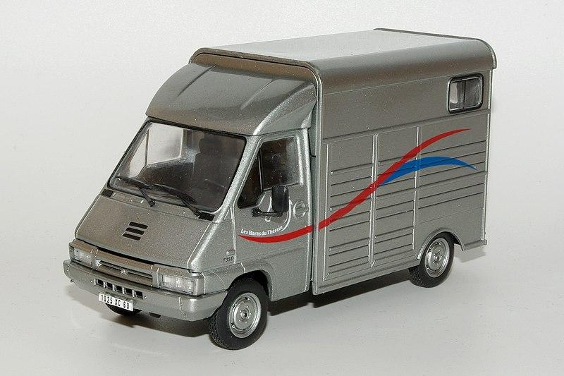 52a eleveur de chevaux renault master 5