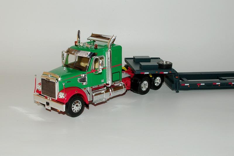 53 freightliner coronado 2008 remorque porte engin 1