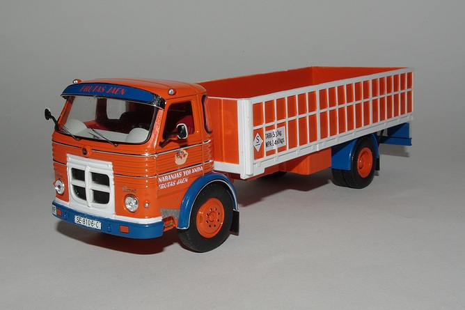 Pegaso comet 1090 frutas jaen 1973