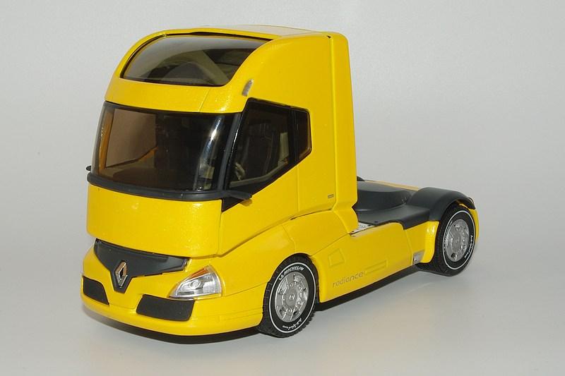 Renault radiance 1