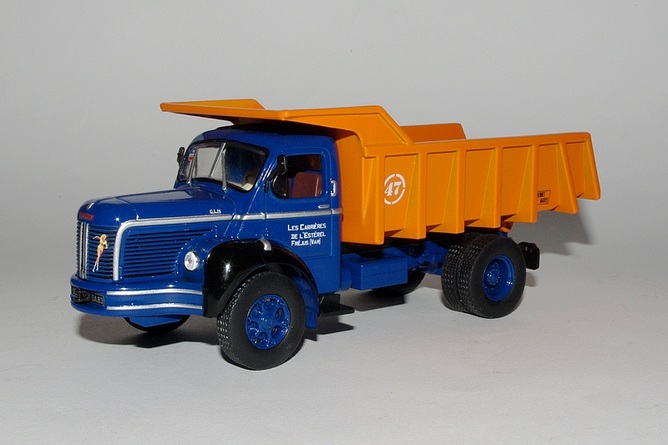 1 berliet glm 10 benne