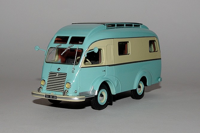 15 rernault goelette digue 1961