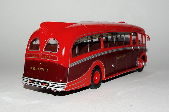 16 aec regal 3 harrington dorsal fin grande bretagne 1950 arr
