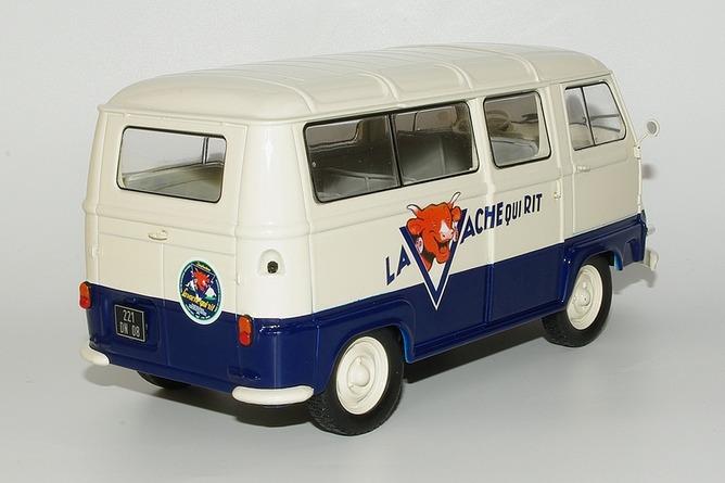 2 renault estafette la vache qui rit arr