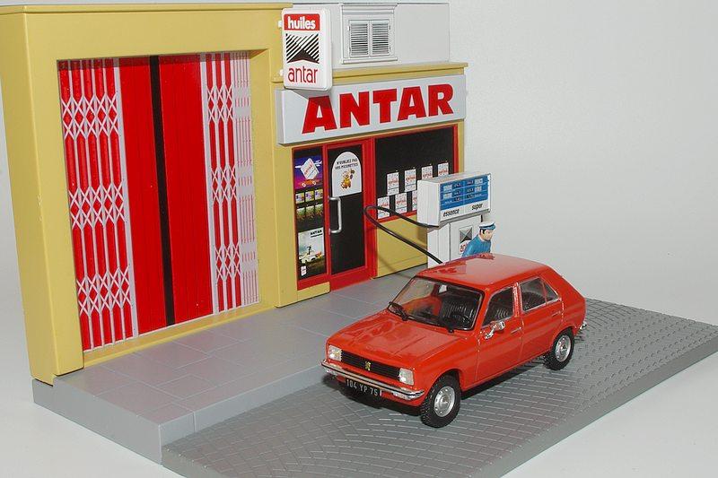 31 pompiste peugeot 104 berline 1