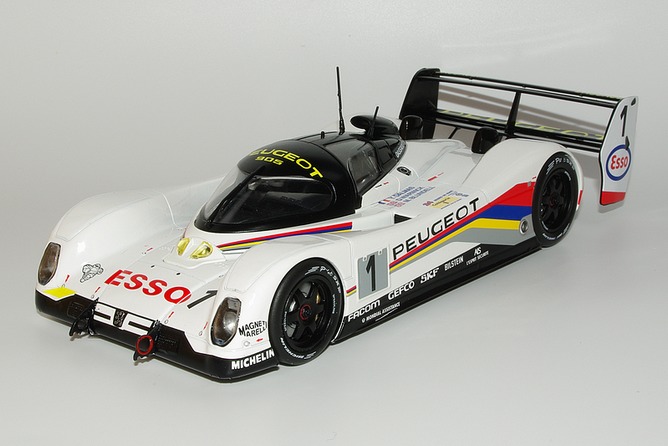 4 peugeot 905 evo 1