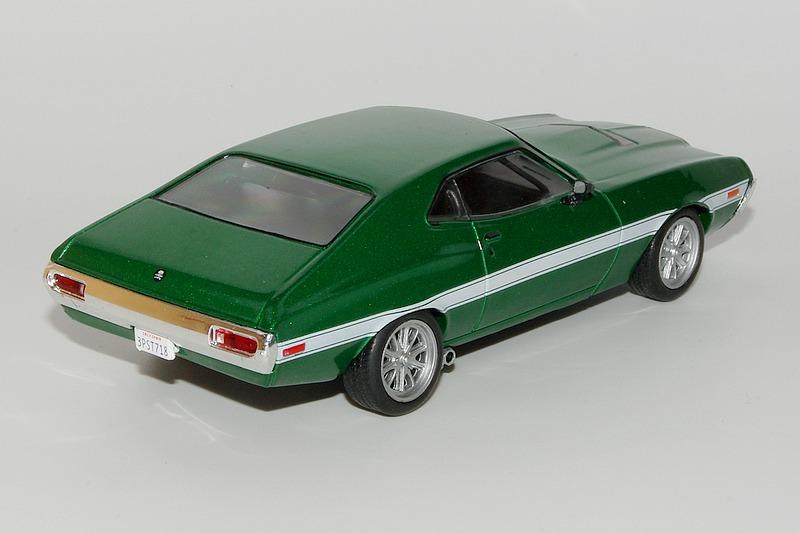 41 ford gran torino sport 1972 3