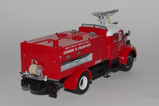 CAMION POMPIERS N°037 BERLIET GLC 28 VLE XO PRESSE 1:43 de referenc CAMION POMPIERS N°037 BERLIET GLC 28 VLE XO PRESSE 1:43 de referenc