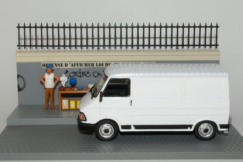 La brocante et le citroen c35 2