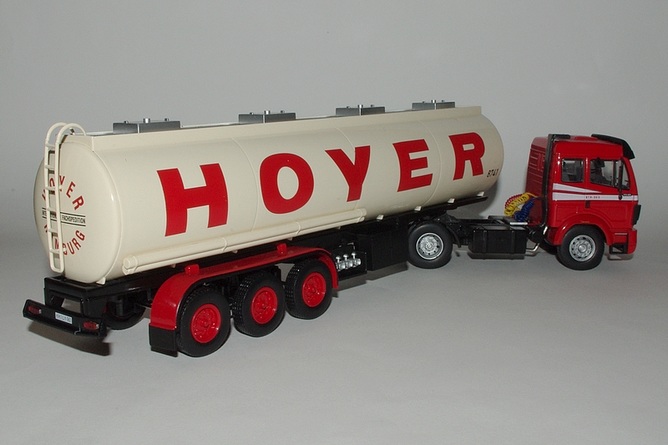 Mercedes sk1944 hoyer arr