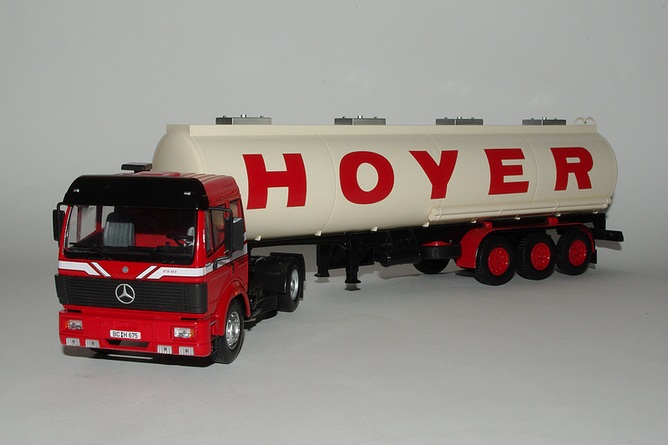 Mercedes sk1944 hoyer